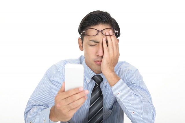 スマホで見にくいホームページは損してる?中小企業が押さえたいモバイル対応の基本